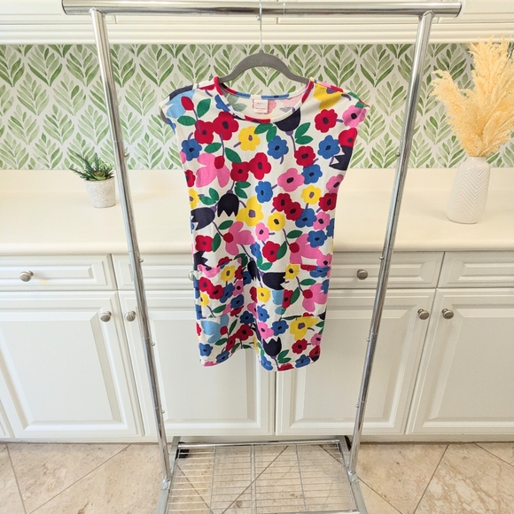 ⭐Colorful Girl's bright floral Hanna Andersson Dress 10 ⭐ - Picture 2 of 5